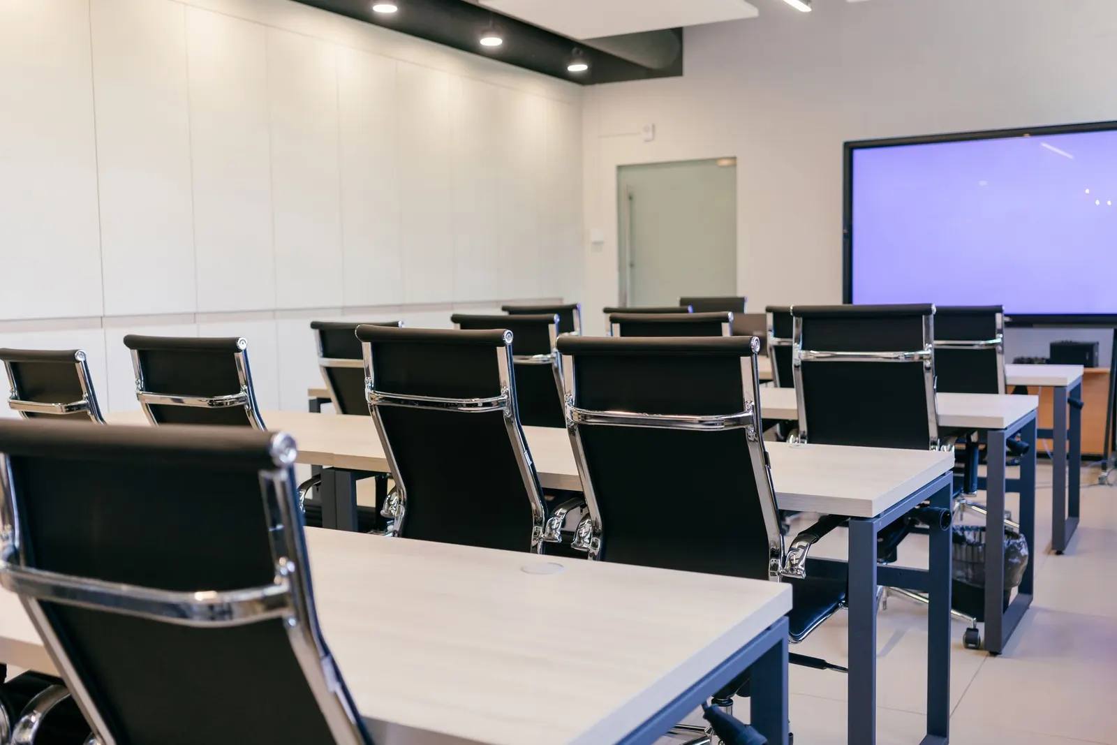 A quiet meeting room waiting for the next session